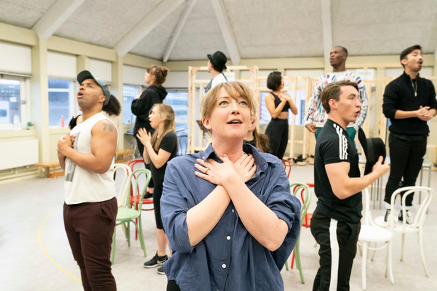 Photo Flash: Inside Rehearsal For GUYS AND DOLLS at Sheffield Theatres  Image