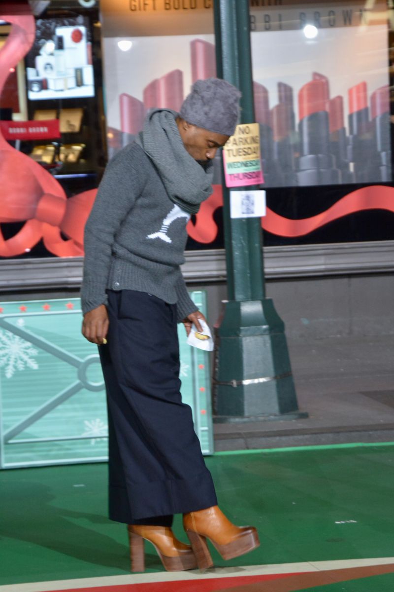 Photo Coverage: Idina Menzel, HADESTOWN, TINA - THE TINA TURNER MUSICAL, and More Rehearse For the 2019 Macy's Thanksgiving Day Parade — photo 21 of 59
