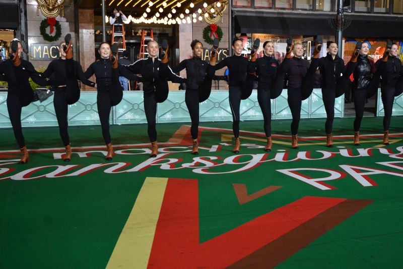 Photo Coverage: Idina Menzel, HADESTOWN, TINA - THE TINA TURNER MUSICAL, and More Rehearse For the 2019 Macy's Thanksgiving Day Parade — photo 3 of 59
