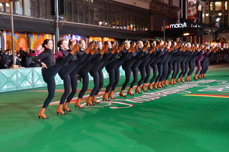 Photo Coverage: Idina Menzel, HADESTOWN, TINA - THE TINA TURNER MUSICAL, and More Rehearse For the 2019 Macy's Thanksgiving Day Parade — photo 4 of 59
