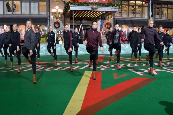 Photo Coverage: Idina Menzel, HADESTOWN, TINA - THE TINA TURNER MUSICAL, and More Rehearse For the 2019 Macy's Thanksgiving Day Parade  Image
