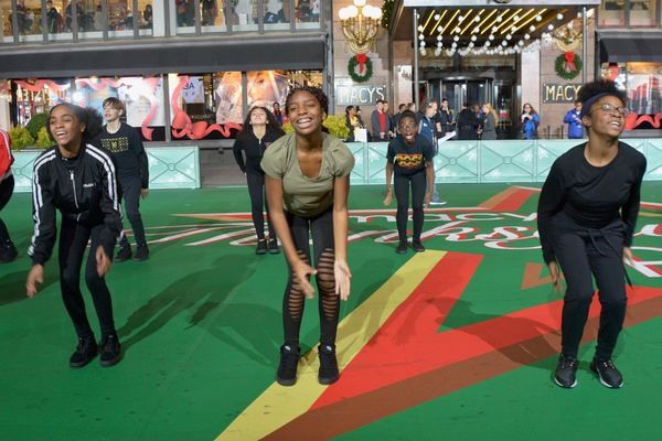 Photo Coverage: Idina Menzel, HADESTOWN, TINA - THE TINA TURNER MUSICAL, and More Rehearse For the 2019 Macy's Thanksgiving Day Parade  Image