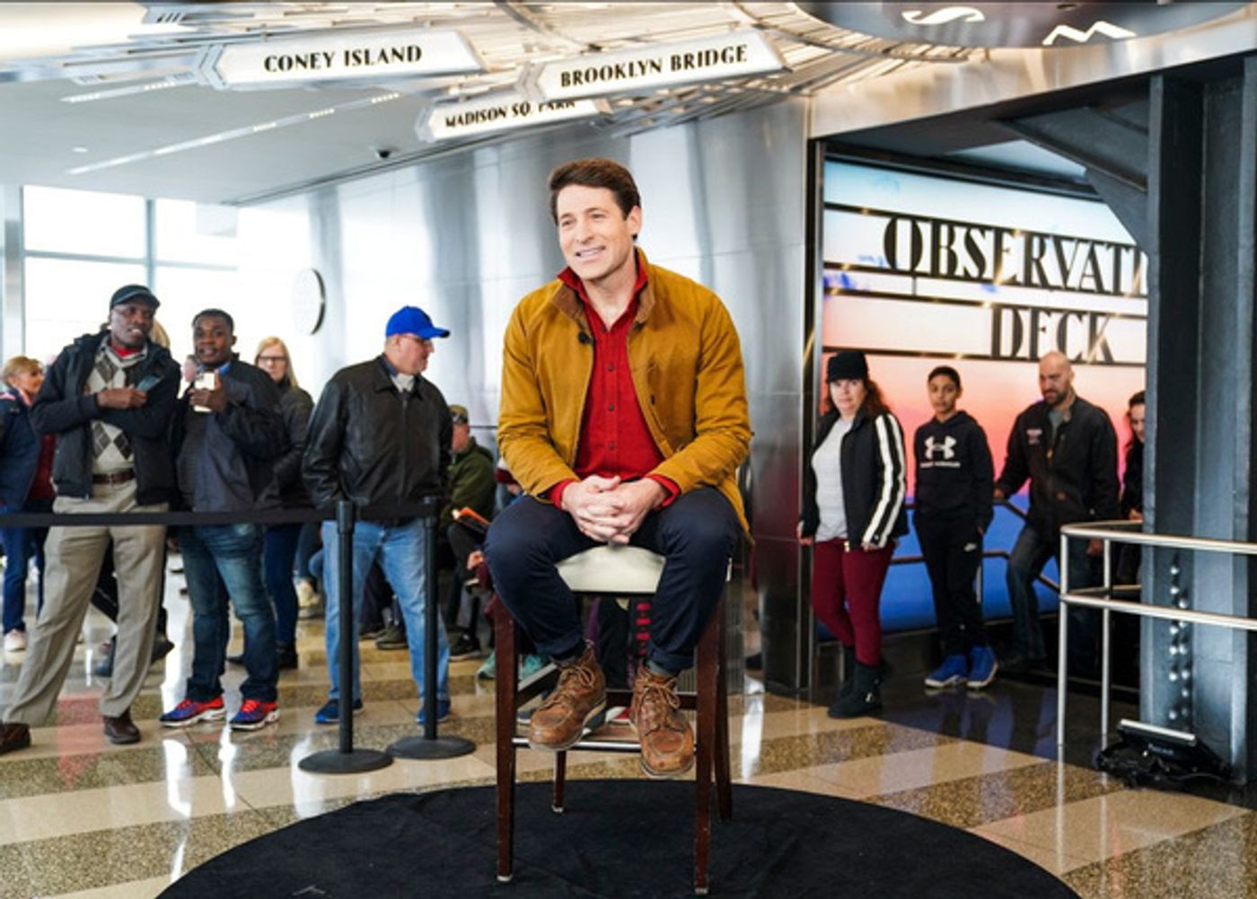 Photo Flash: CBS THIS MORNING Broadcasts Live From the Empire State Building  Image