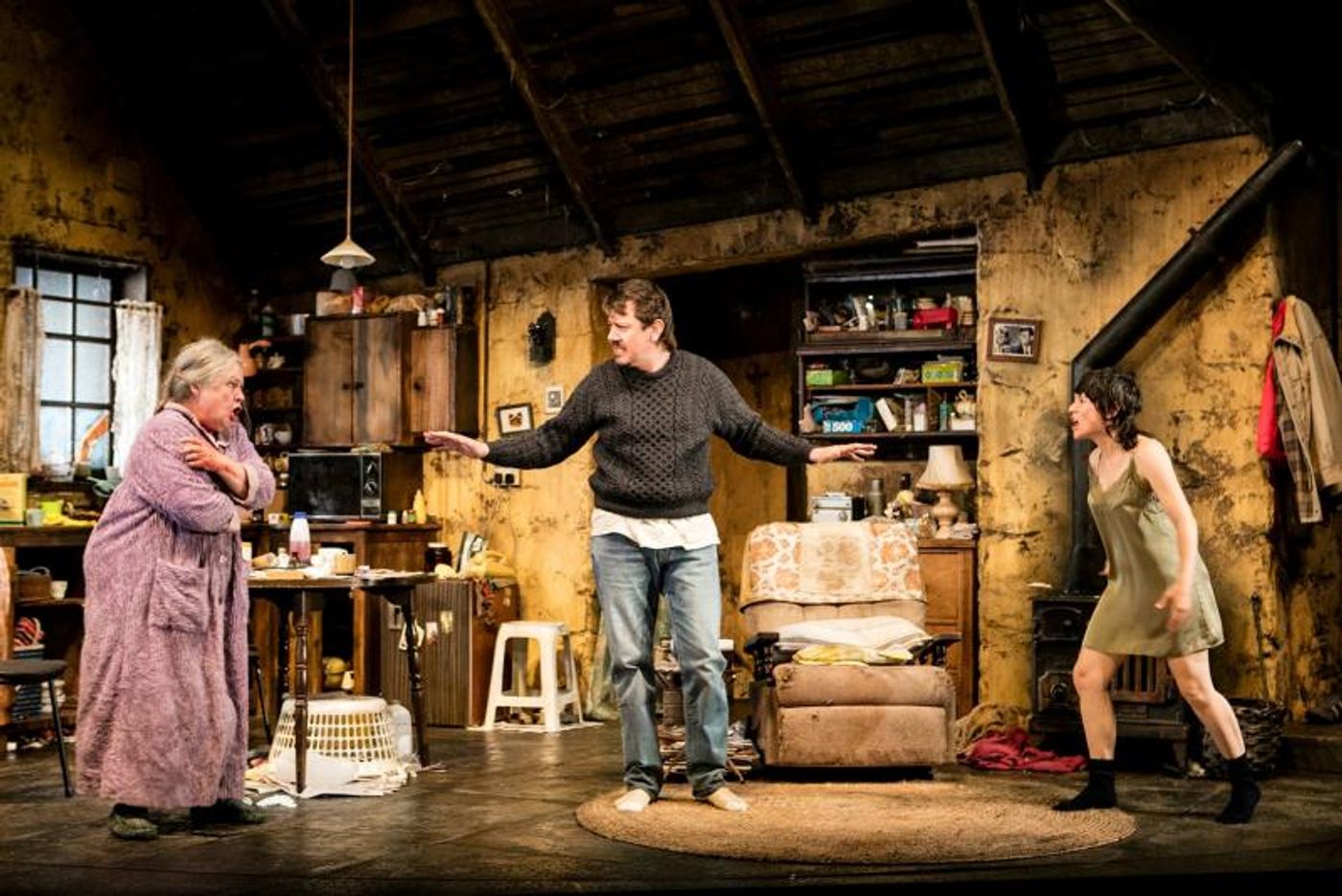 Review: Hilarious And Harrowing, THE BEAUTY QUEEN OF LEENANE Takes A Look Into The Lives Of The Forgotten  Image