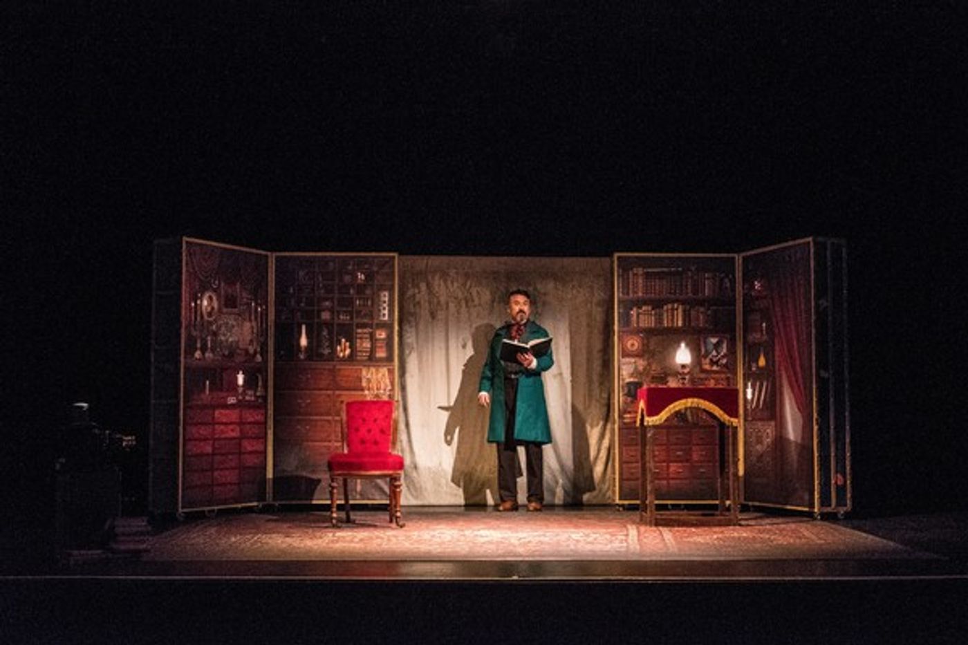 Photo Flash: First Look at European Arts Company's A CHRISTMAS CAROL Photo Flash: First Look at European Arts Company's A CHRISTMAS CAROL Image