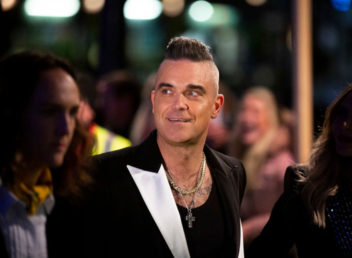 Photo Flash: On the Green Carpet at Opening Night of THE BOY IN THE DRESS  Image