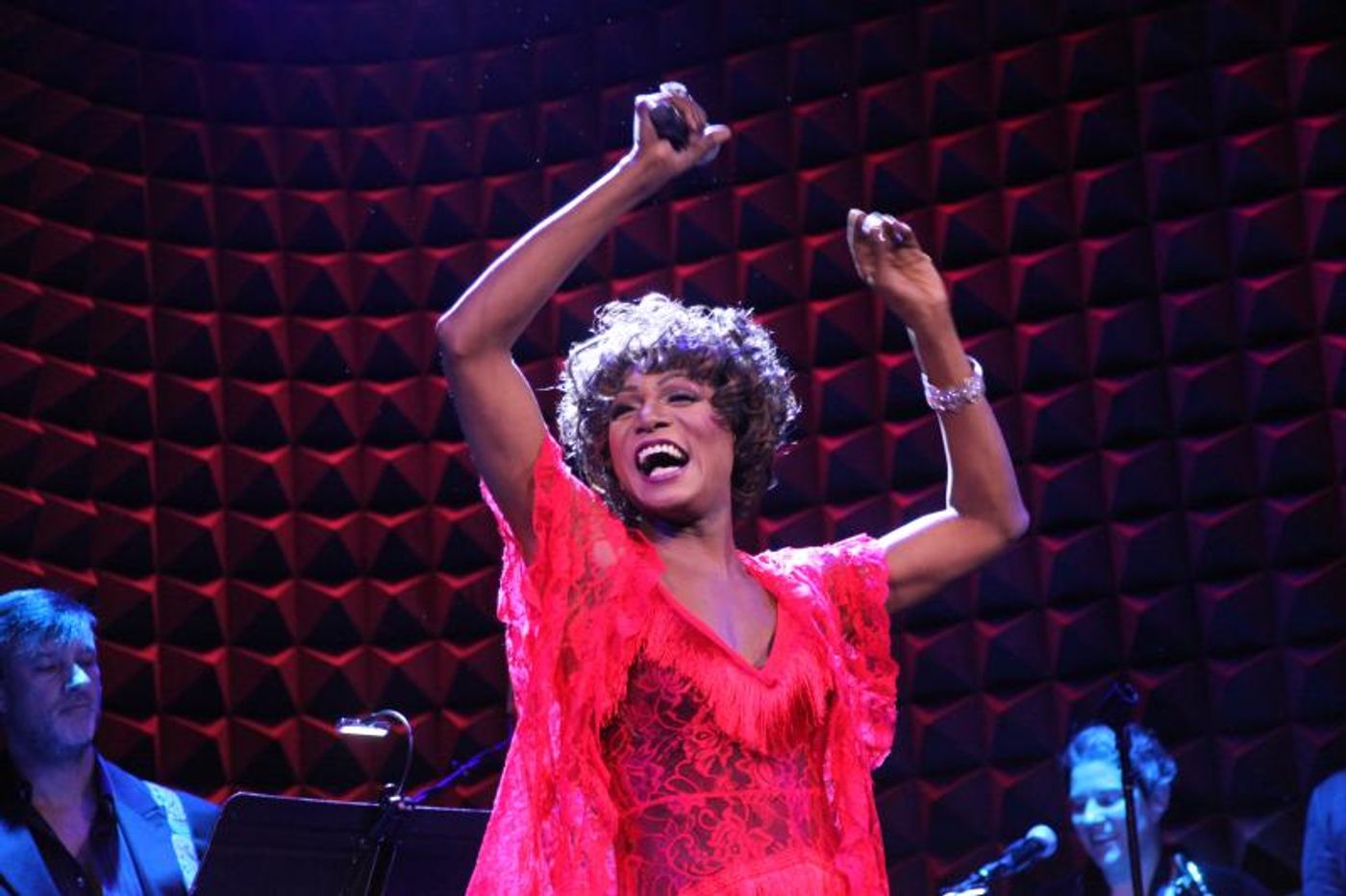 Review: Kevin Smith Kirkwood Raises Spirits in CLASSIC WHITNEY - THE HOLIDAY LOVE EDITION at Joe's Pub  Image