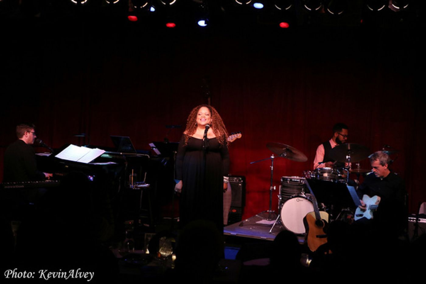 Photo Flash: Natalie Douglas Celebrates Joni Mitchell At Birdland  Image