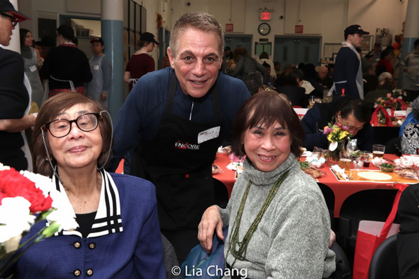 Photo Flash: Tony Danza Spends Thanksgiving Day With Encore Seniors At St. Malachy's  Image