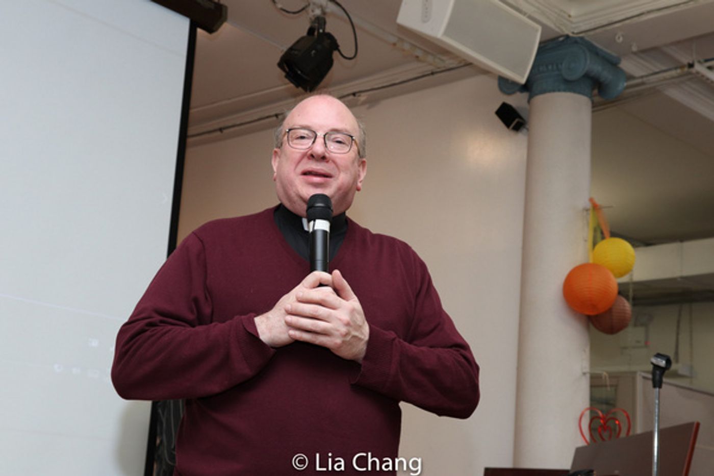 Photo Flash: Tony Danza Spends Thanksgiving Day With Encore Seniors At St. Malachy's  Image