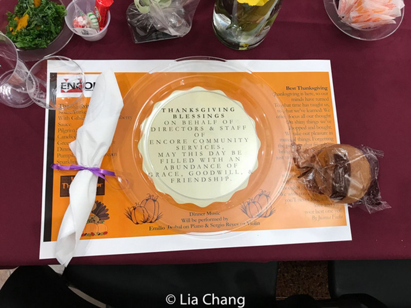 Photo Flash: Tony Danza Spends Thanksgiving Day With Encore Seniors At St. Malachy's  Image