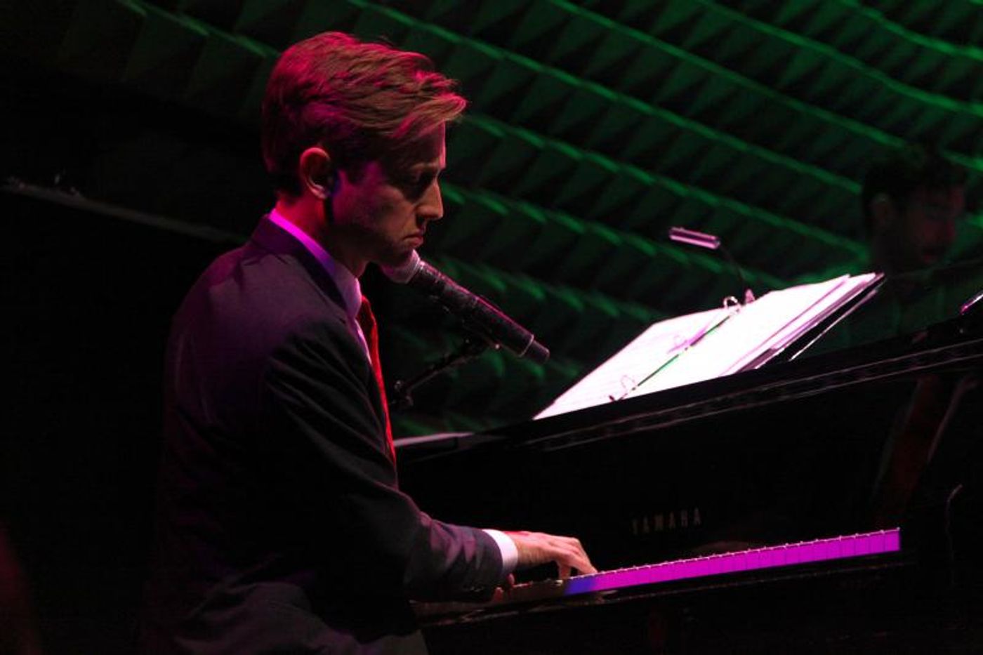 Review: THE GREGORY BROTHERS Kick Off The Holidays In Style With Their CHRISTMAS SPECTACULAR at Joe's Pub  Image