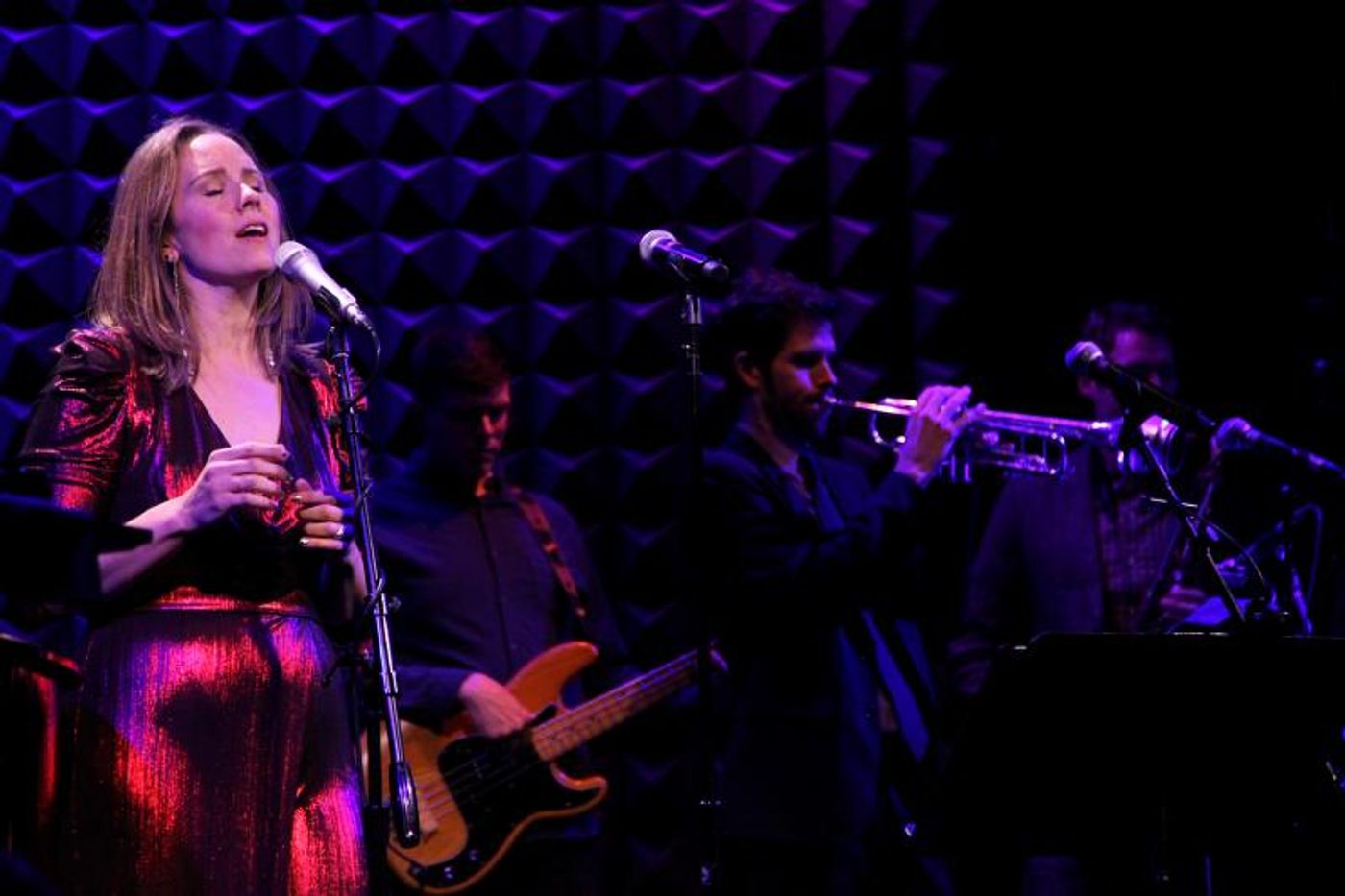 Review: THE GREGORY BROTHERS Kick Off The Holidays In Style With Their CHRISTMAS SPECTACULAR at Joe's Pub  Image