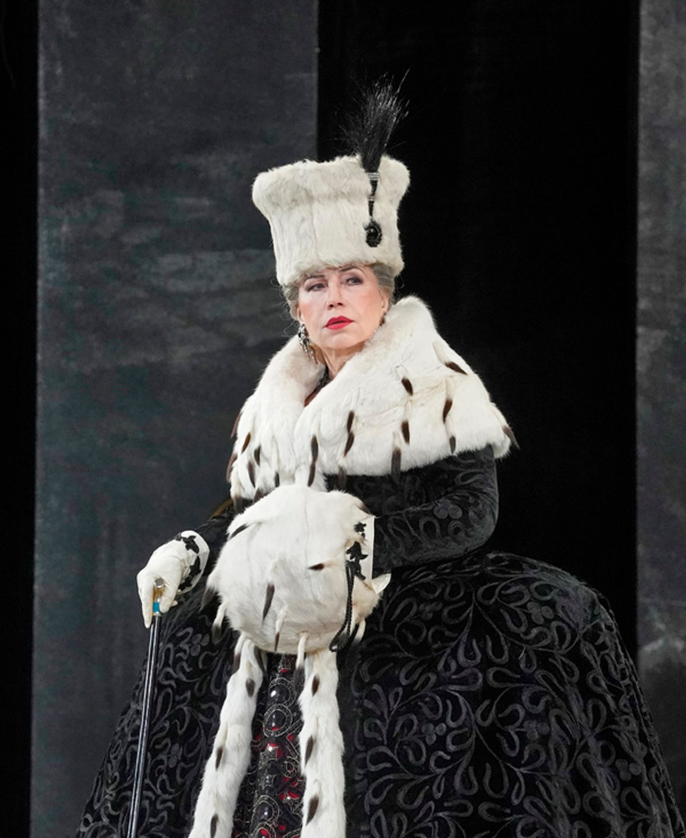 Photos/Reviews: THE QUEEN OF SPADES at the Metropolitan Opera, New York Photos/Reviews: THE QUEEN OF SPADES at the Metropolitan Opera, New York Image