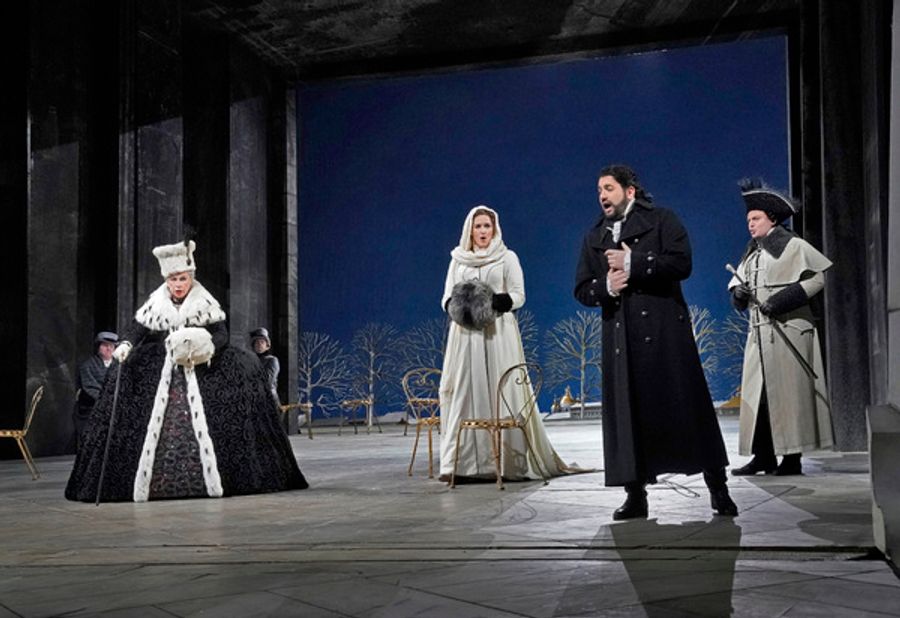 Photos/Reviews: THE QUEEN OF SPADES at the Metropolitan Opera, New York Image