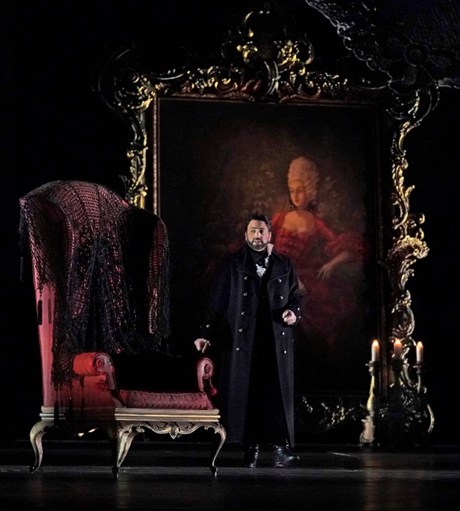 Photos/Reviews: THE QUEEN OF SPADES at the Metropolitan Opera, New York Image
