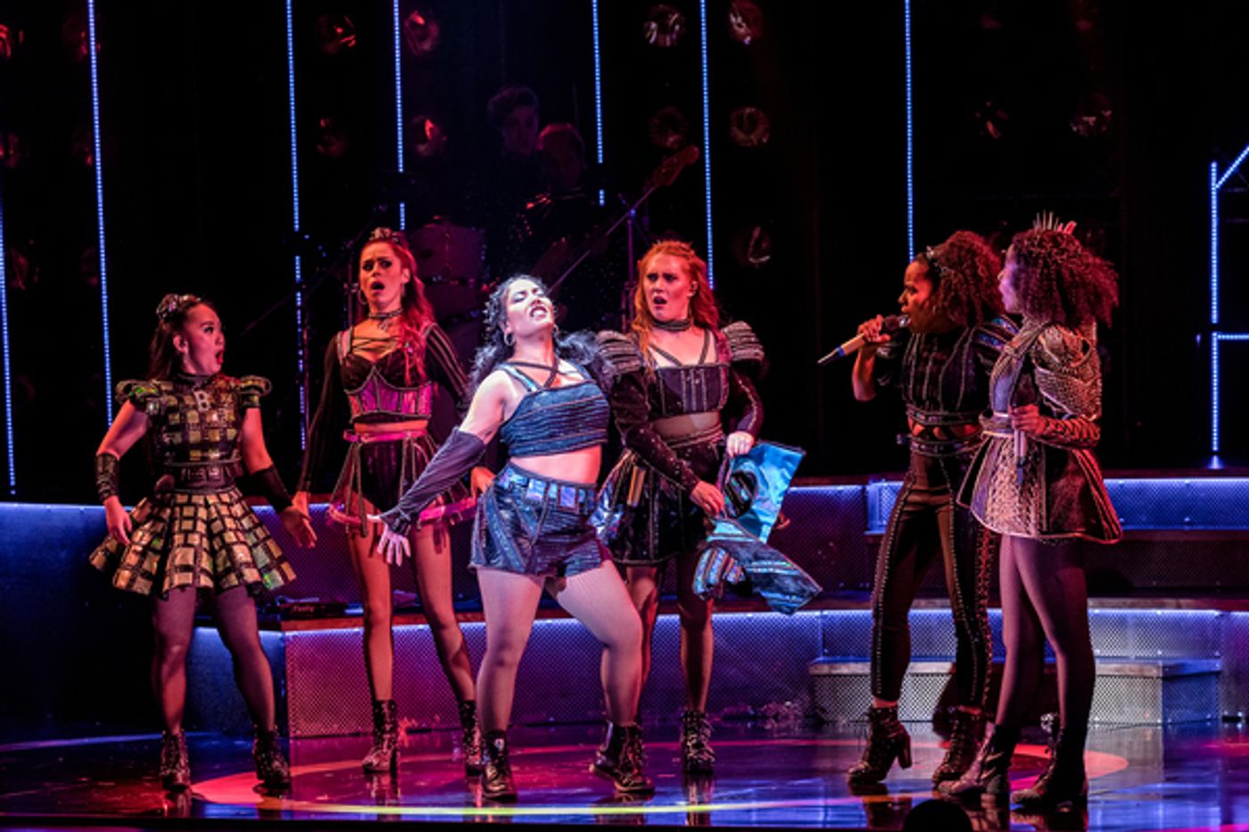 Photo Flash: Get A First Look At The Twin Cities Run Of Broadway-Bound SIX  Image