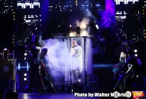 Kevin James (The Inventor) with cast @ BroadwayWorld Kevin James (The Inventor) with cast Photo