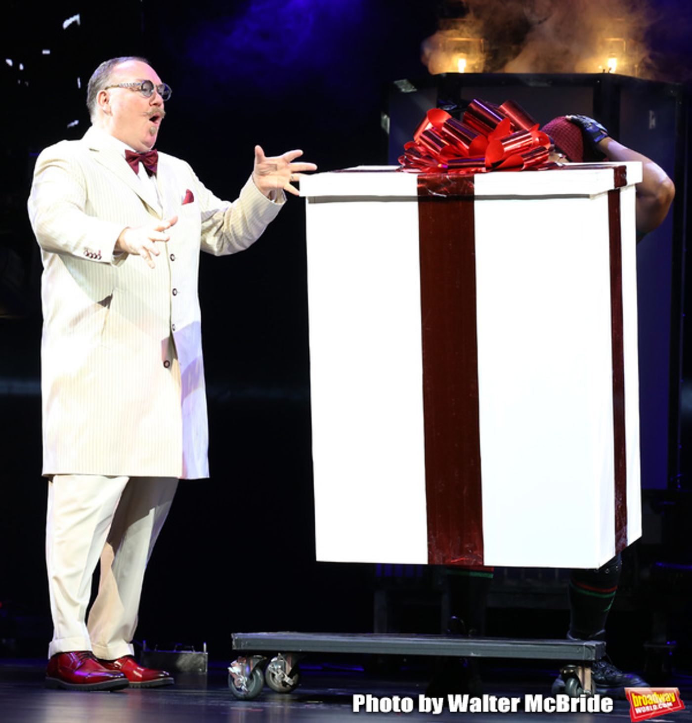 Photo Coverage: THE ILLUSIONISTS - MAGIC OF THE HOLIDAYS Press Preview  Image