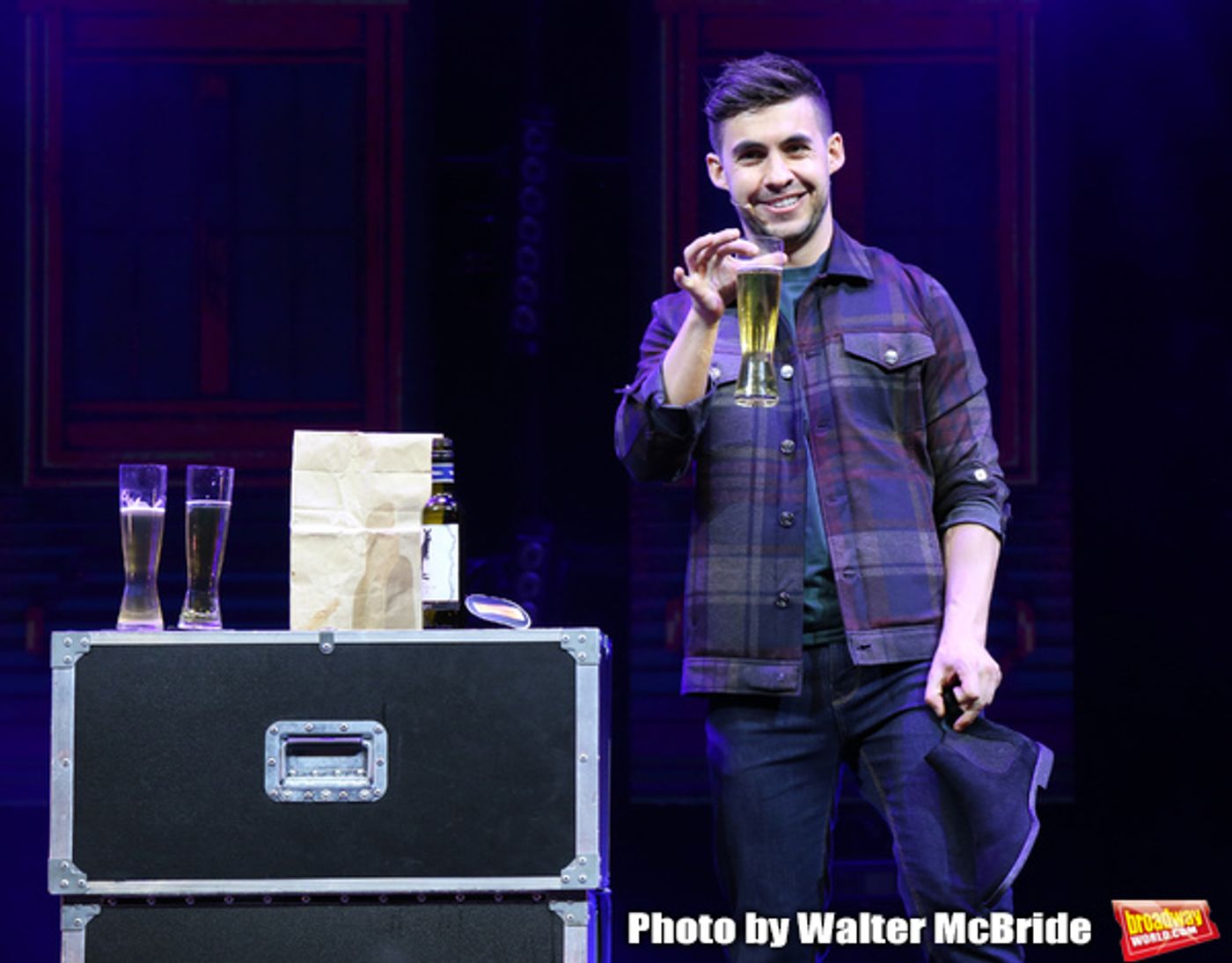 Photo Coverage: THE ILLUSIONISTS - MAGIC OF THE HOLIDAYS Press Preview  Image