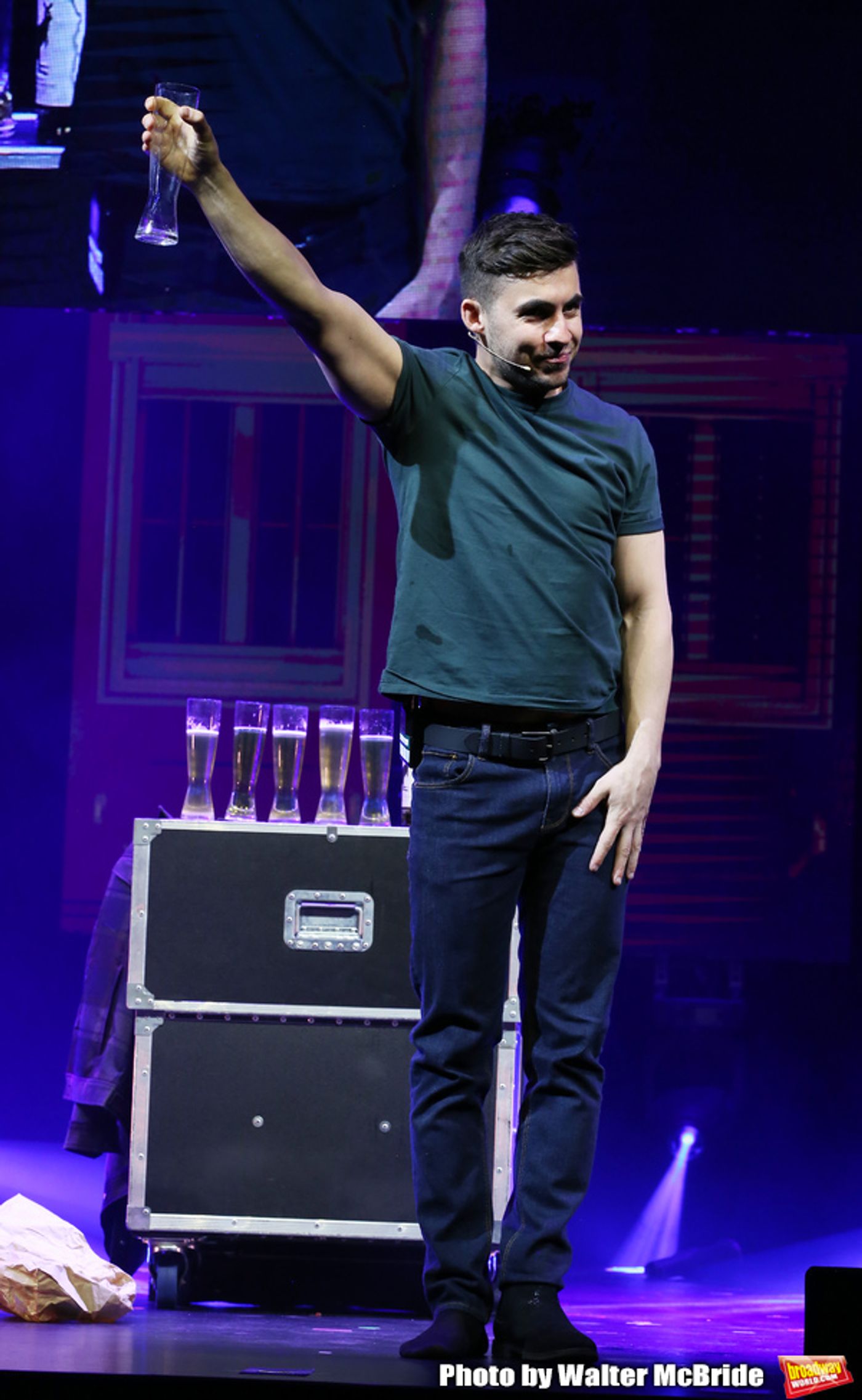 Photo Coverage: THE ILLUSIONISTS - MAGIC OF THE HOLIDAYS Press Preview  Image