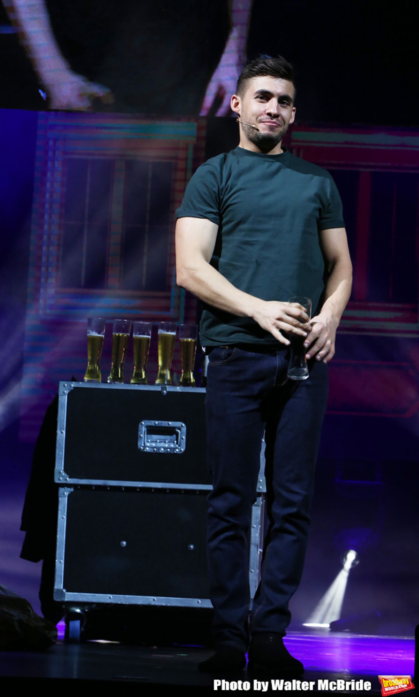 Photo Coverage: THE ILLUSIONISTS - MAGIC OF THE HOLIDAYS Press Preview  Image