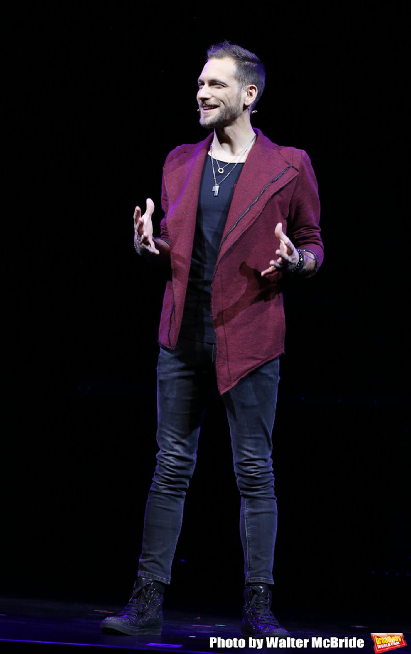 Photo Coverage: THE ILLUSIONISTS - MAGIC OF THE HOLIDAYS Press Preview  Image