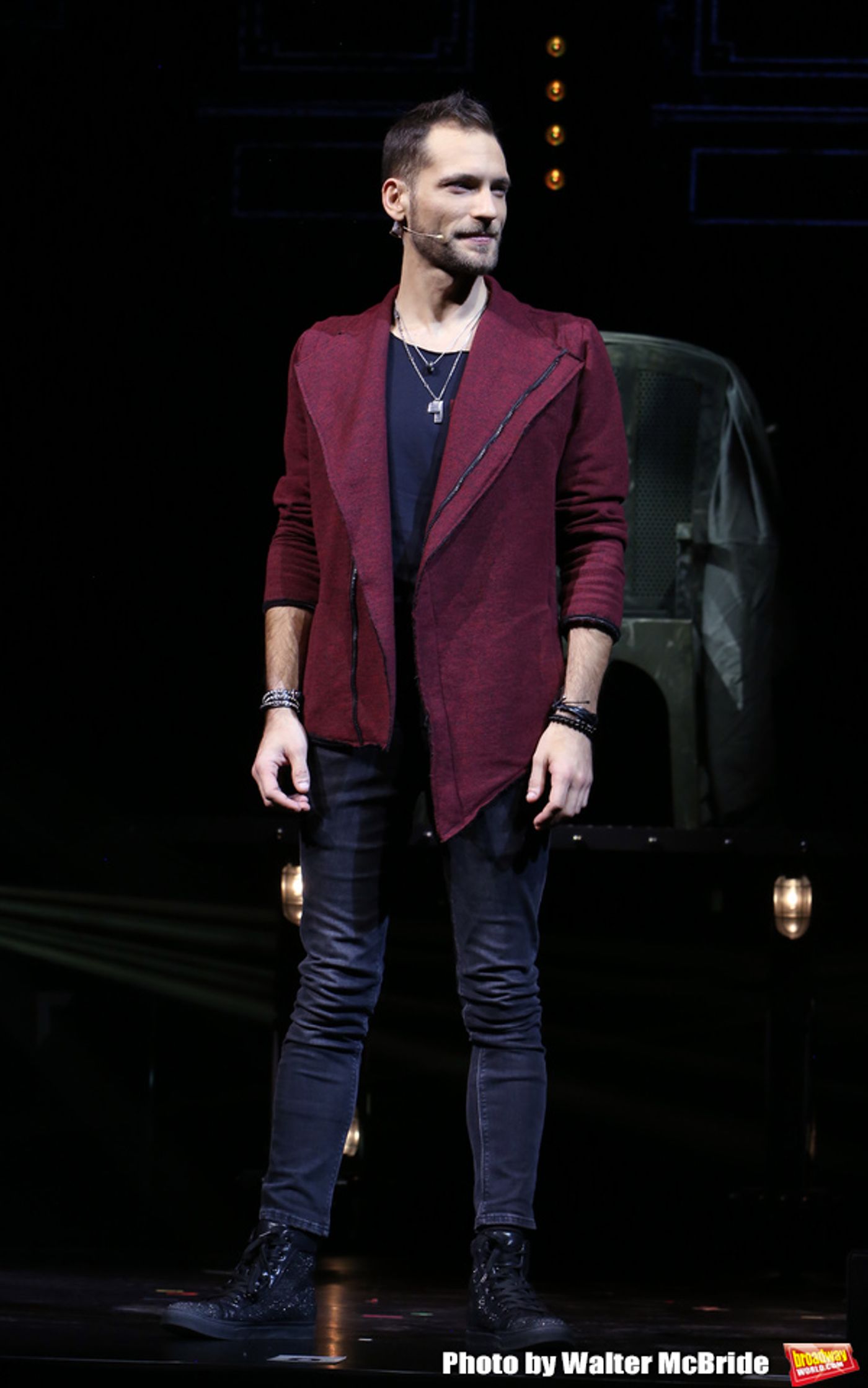 Photo Coverage: THE ILLUSIONISTS - MAGIC OF THE HOLIDAYS Press Preview  Image