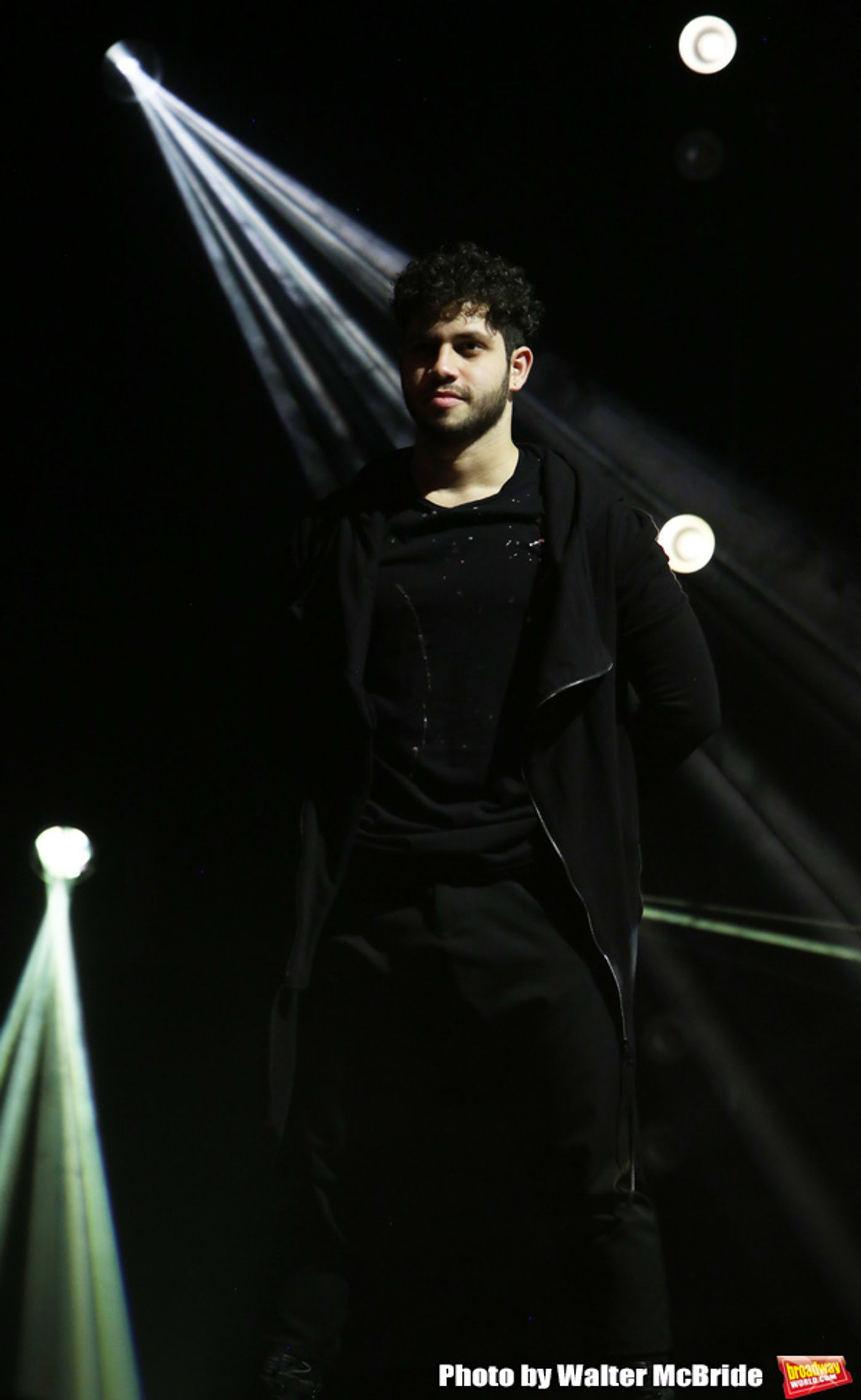 Photo Coverage: THE ILLUSIONISTS - MAGIC OF THE HOLIDAYS Press Preview  Image