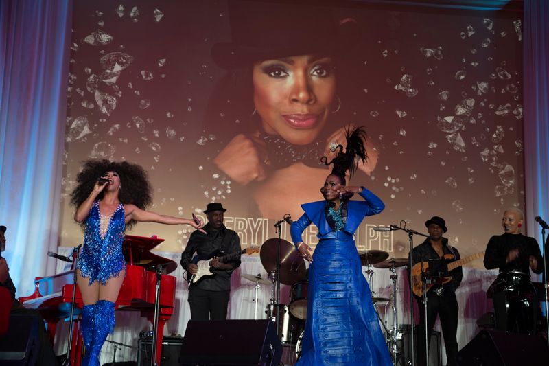 Photo Flash: Brandon Victor Dixon and More at 29th Annual DIVAS Simply Singing! Honoring Diane Warren — photo 7 of 13