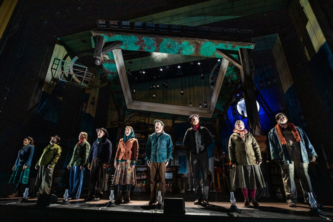Photo Flash: First Look at the World Premiere of DOLLY PARTON'S SMOKY MOUNTAIN CHRISTMAS CAROL at Boston's Emerson Colonial Theatre Photo Flash: First Look at the World Premiere of DOLLY PARTON'S SMOKY MOUNTAIN CHRISTMAS CAROL at Boston's Emerson Colonial Theatre Image