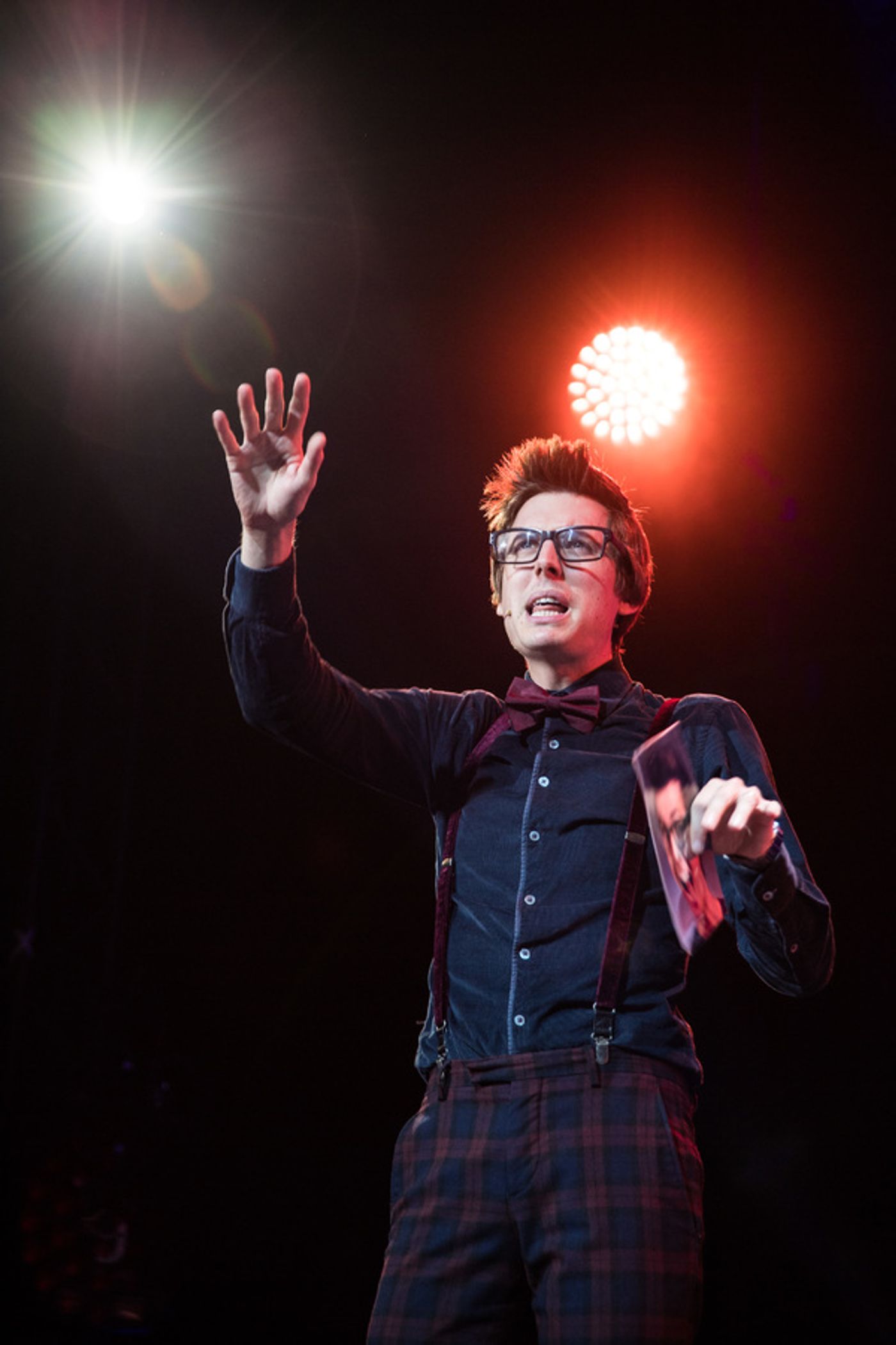 Photo Flash: Take a Look at Production Photos From THE ILLUSIONISTS - MAGIC OF THE HOLIDAYS  Image