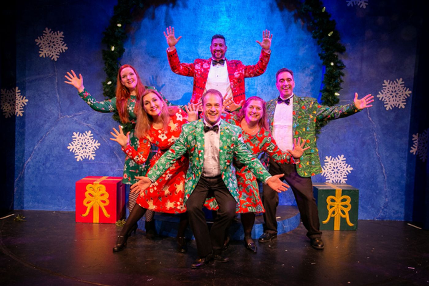 Photo Flash: First Look at TheatreWorks New Milford's WRECK THE HALLS Photo Flash: First Look at TheatreWorks New Milford's WRECK THE HALLS Image