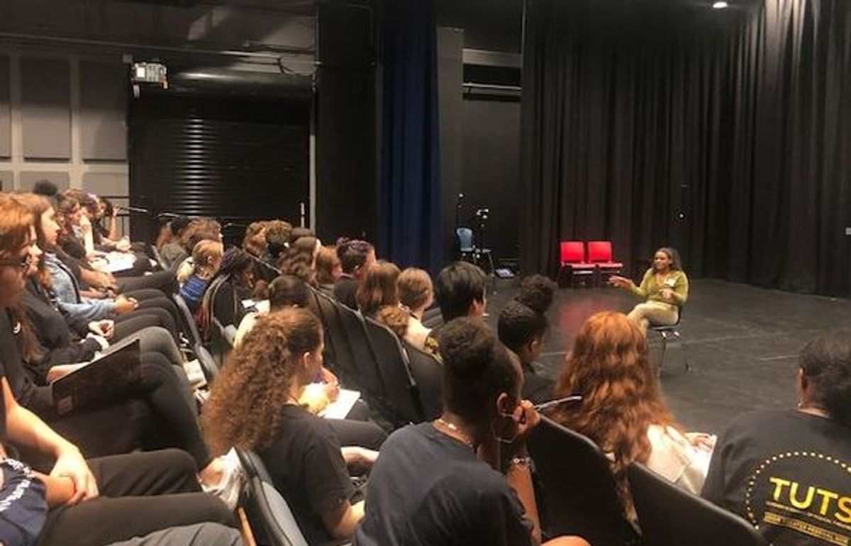 Samantha Williams and Studens at 