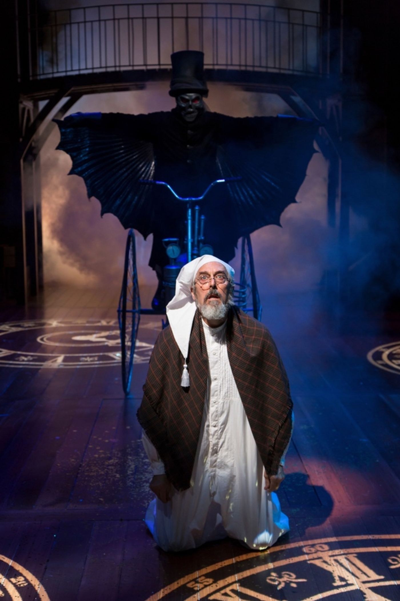 Photo Flash: A CHRISTMAS CAROL Rings In The Holidays At Hartford Stage  Image