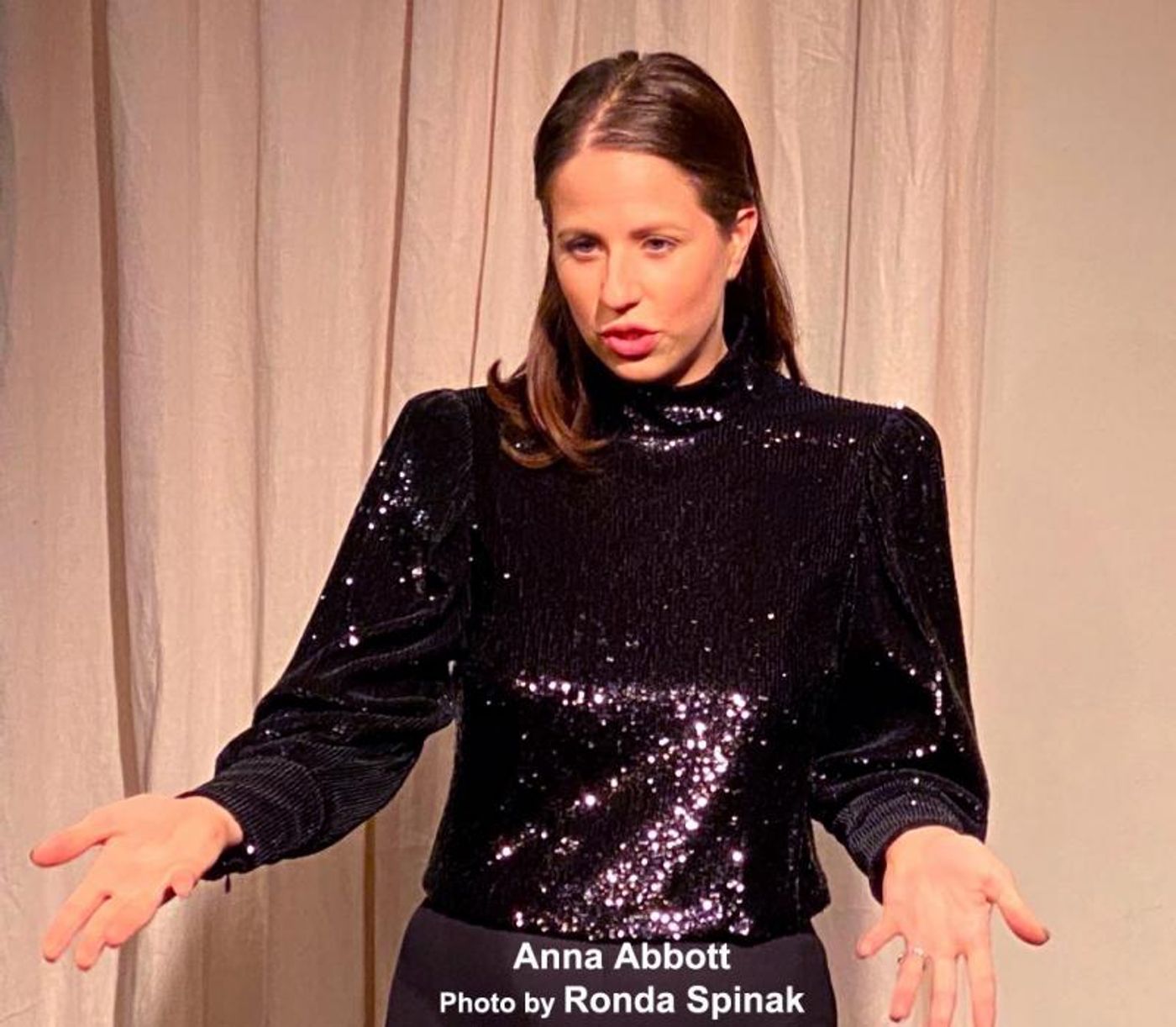 Interview: Anna Abbott's A Nice Evangelical Christian in A VERY HAPPY GOYISHA HANUKKAH  Image