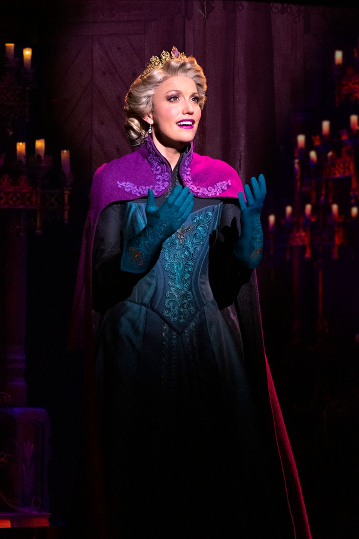 Caroline Bowman (Elsa) Frozen North American Tour - photo by Deen van Meer at 
