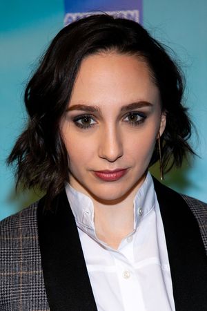 Lauren Patten @ BroadwayWorld Lauren Patten Photo