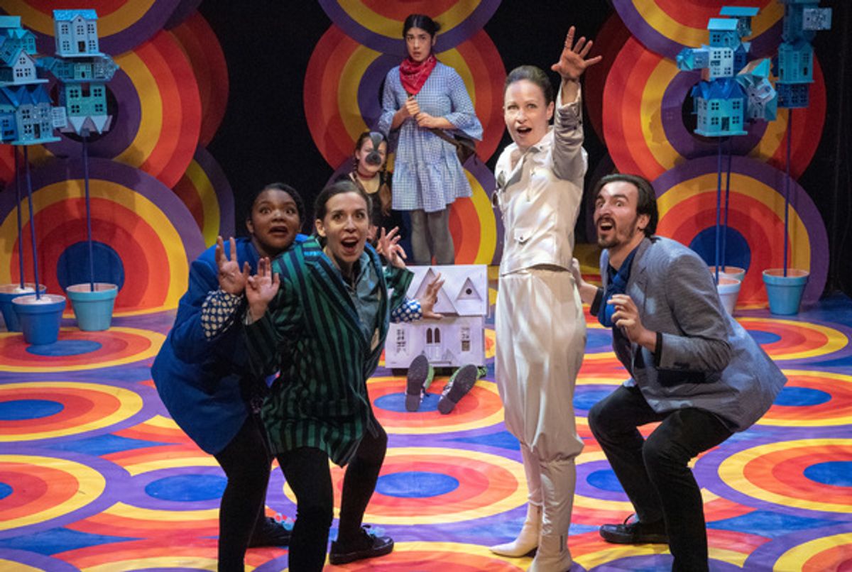  Jessica Money, Chloe Mollis McBride, Susannah Hughes (as Toto), Leigha Kato, Leah Gabriel, Michael Liebhauser at 