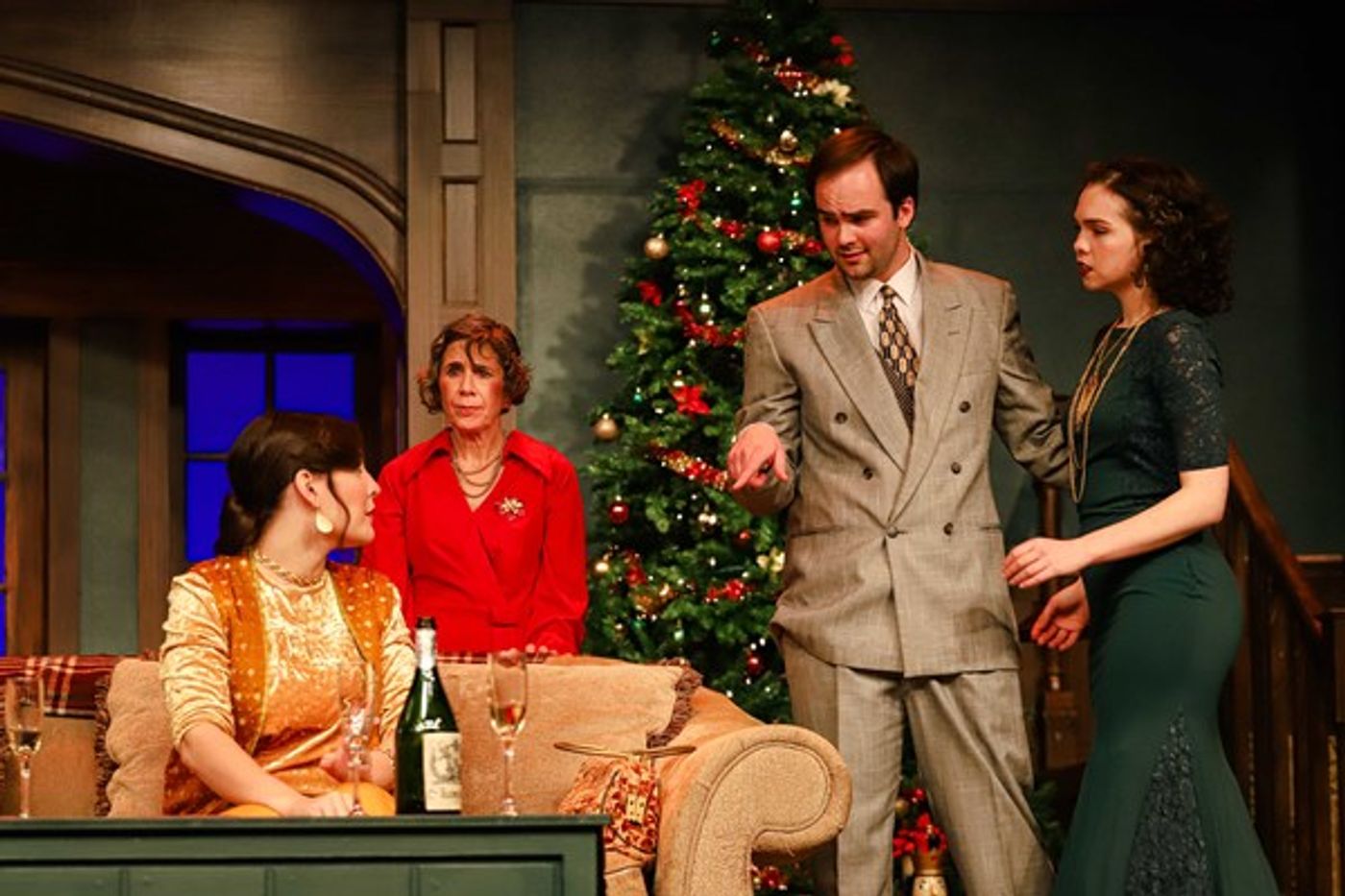Photo Flash: HOLMES FOR THE HOLIDAYS At Tacoma Little Theatre  Image