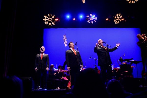 Declan Kelly, Anthony Kearns, Ronan Tynan Photo