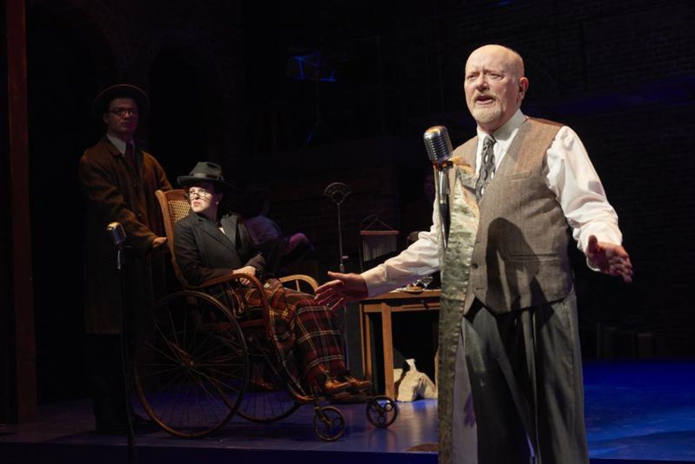 Review: IT'S A WONDERFUL LIFE Brings Sweet Nostalgia to Portland Stage  Image