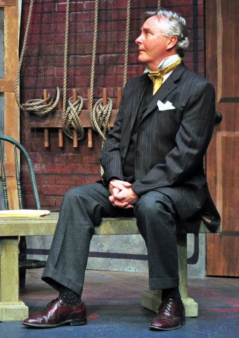 Review: BERNHARDT / HAMLET at Unicorn Theatre Review: BERNHARDT / HAMLET at Unicorn Theatre Image