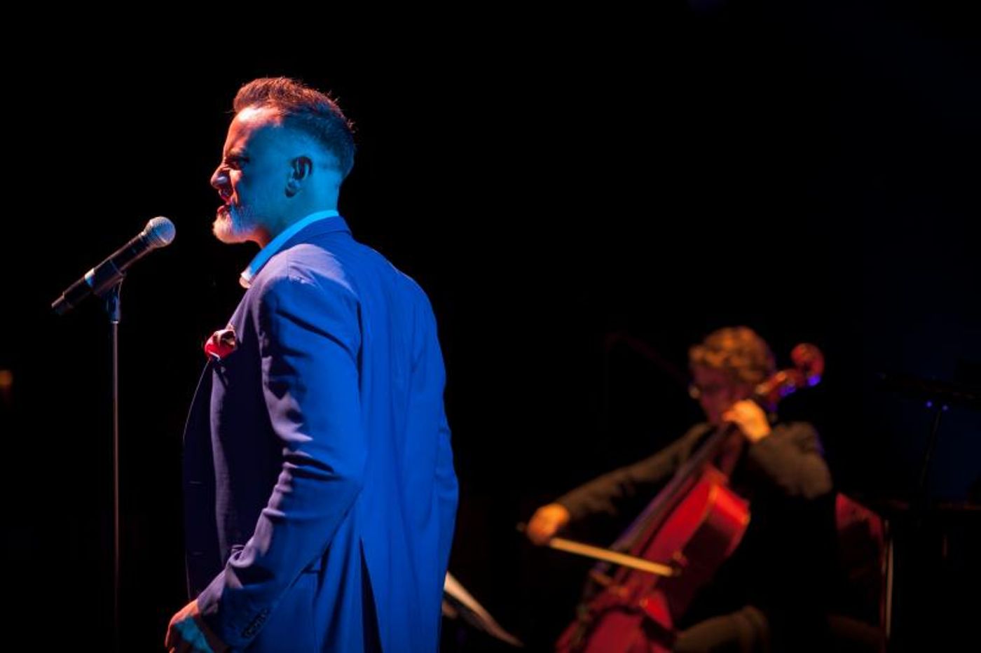 Review: A NIGHT WITH HAYDEN TEE – UP CLOSE AND INTIMATE Shares Heartfelt Expressions Of Well Known Musical Theatre Favourites In A Combination Of Cabaret And Cosmetic  Image