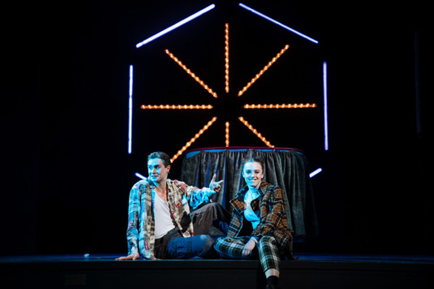 Photo Flash: First Look at A MIDSUMMER NIGHT'S DREAM at the Criterion Theatre  Image