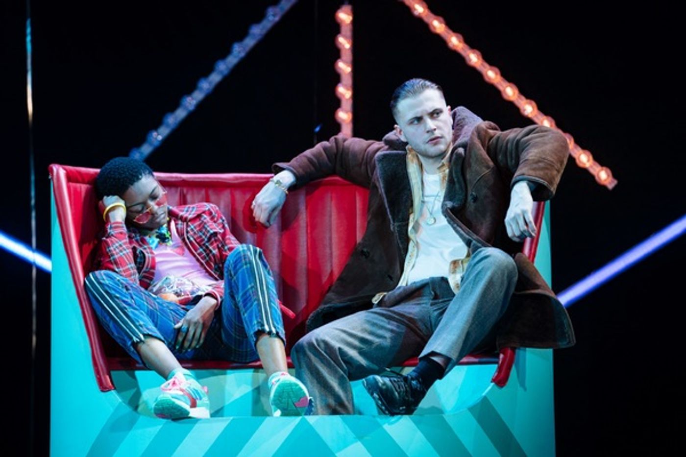 Photo Flash: First Look at A MIDSUMMER NIGHT'S DREAM at the Criterion Theatre  Image