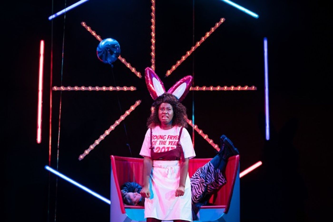 Photo Flash: First Look at A MIDSUMMER NIGHT'S DREAM at the Criterion Theatre  Image