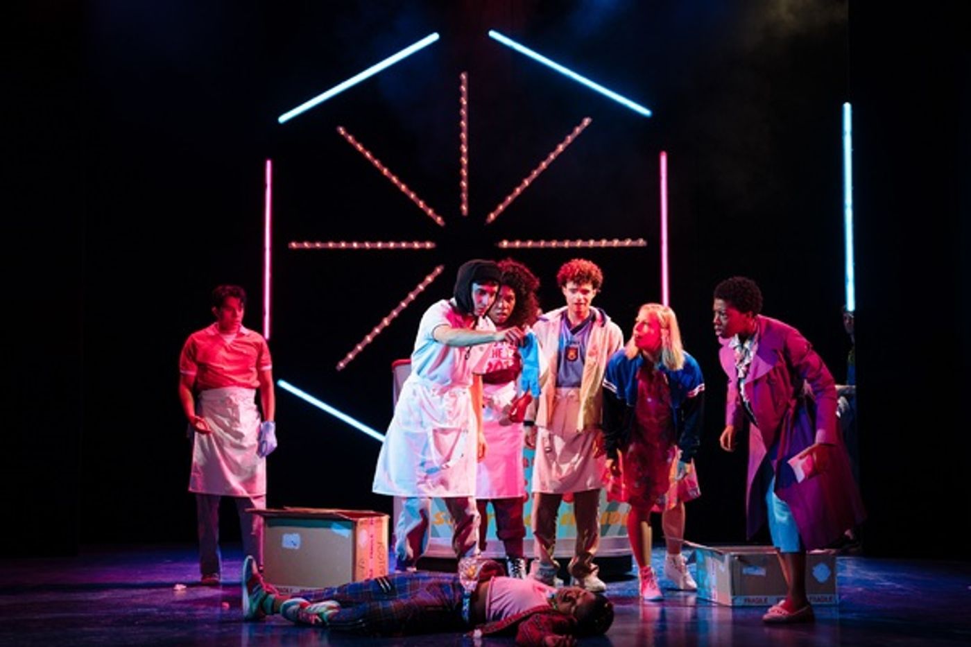 Photo Flash: First Look at A MIDSUMMER NIGHT'S DREAM at the Criterion Theatre  Image