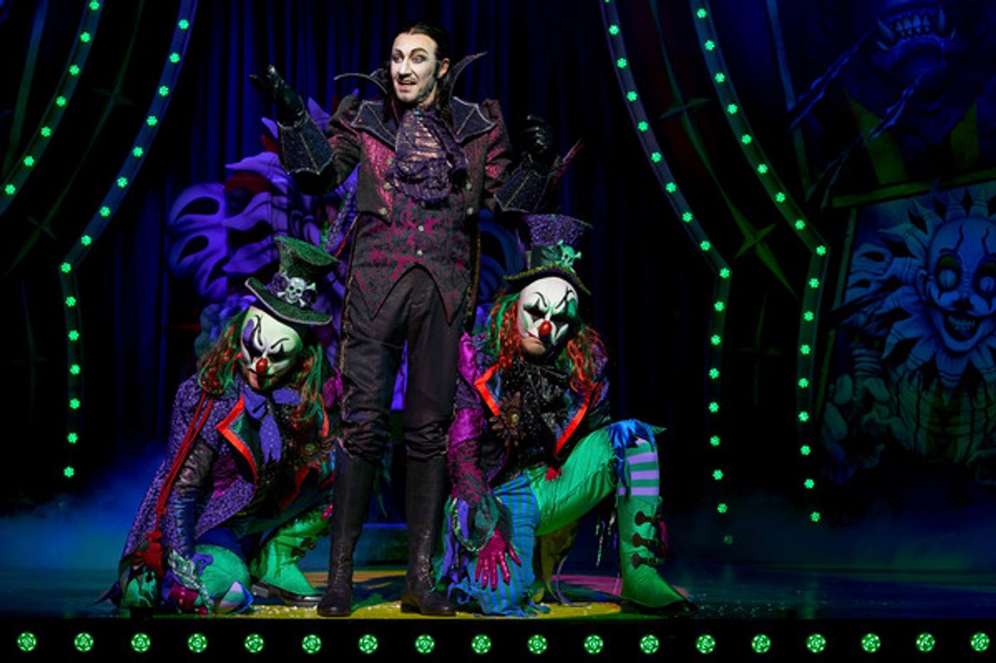 Photo Flash: First Look at GOLDILOCKS AND THE THREE BEARS at the London Palladium  Image