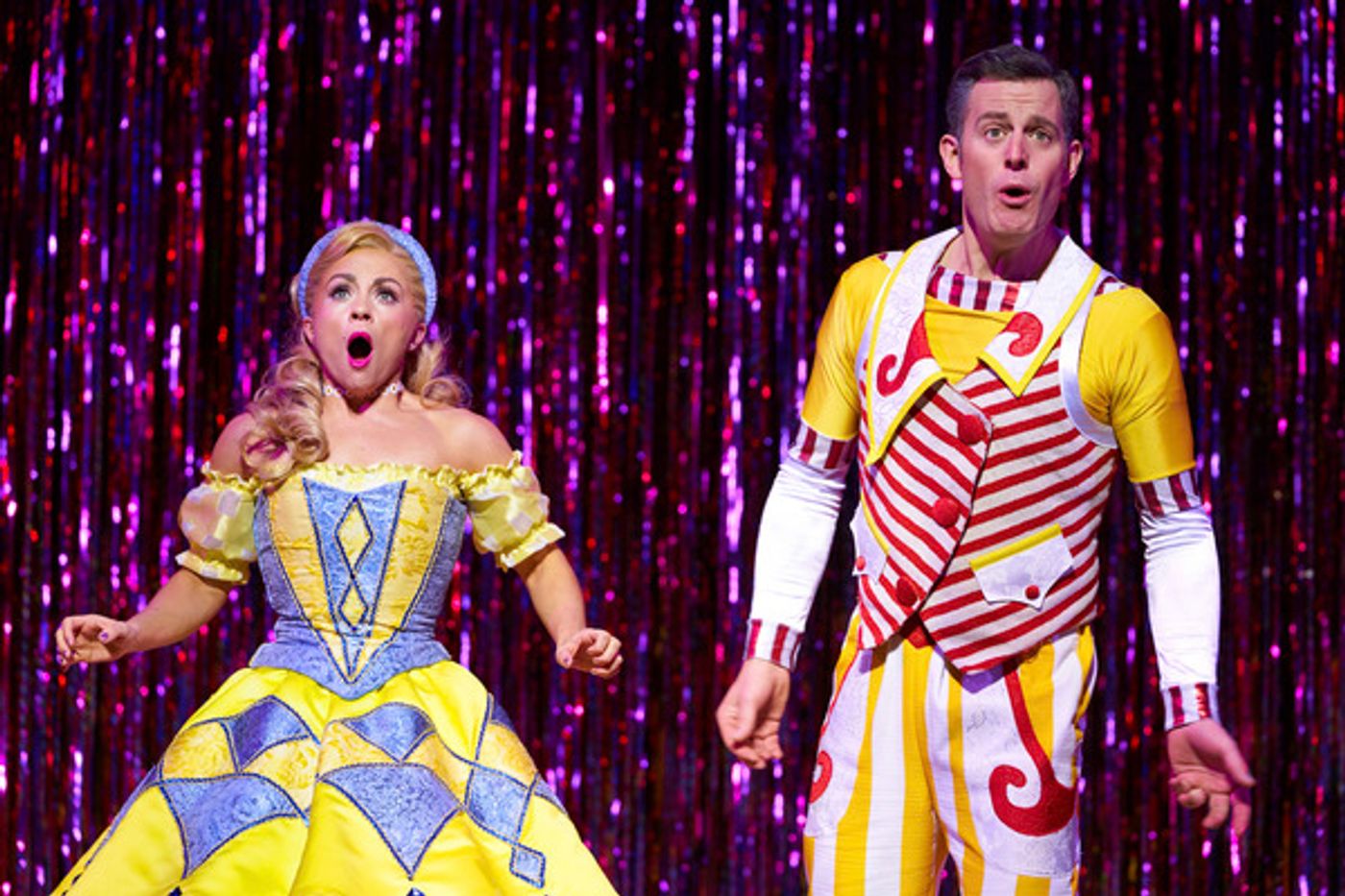 Photo Flash: First Look at GOLDILOCKS AND THE THREE BEARS at the London Palladium  Image